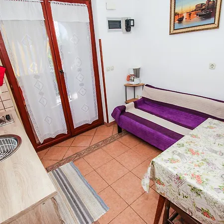 Nevia Apartman Porec