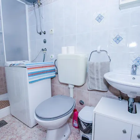 Apartman Nevia *